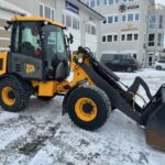 JCB 407